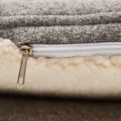 Canadian Cat Company Hunde- & Katzenbett Derby -Katzenartikel 2d5e747dd5ab291c0a36c7ef0d28a4859c9606e4 1345715 de DE 54e0b4913fee1591bafc74c76fa30c7d8e443d96YP2ZKA